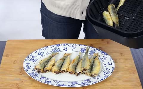 sardine impanate nella friggitrice ad aria